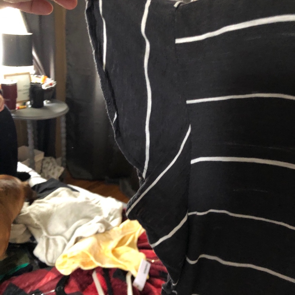 Grey and whit striped tee